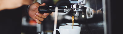 Kaffeemaschine entkalken » Tipps für Kaffee-Neulinge ✓