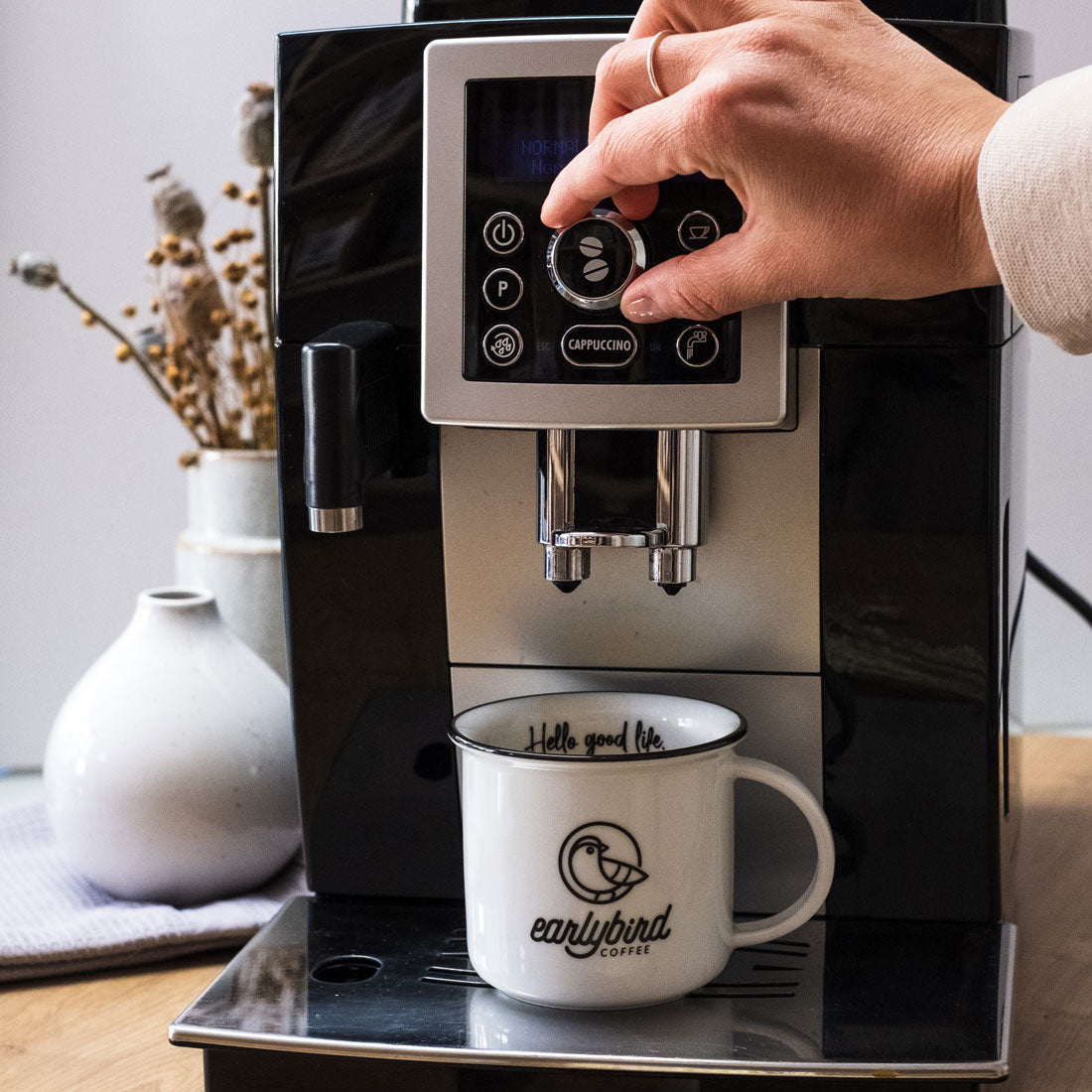 Kaffeevollautomat mit earlybird Tasse 