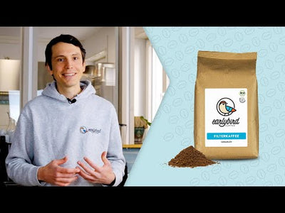 Erfahre alles über unseren earlybird Filterkaffee: von der Herkunft der Bohnen, über die Röstung bis hin zu den Zubereitungsarten und dem Geschmack.